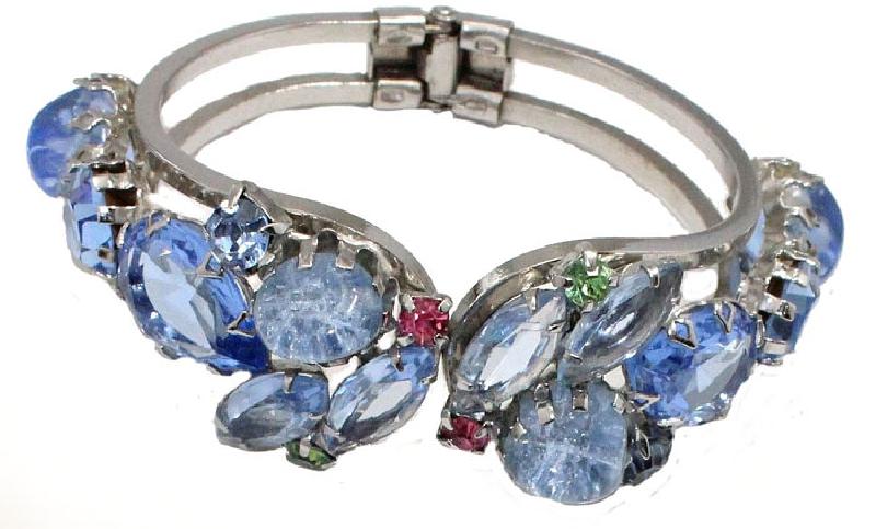 Front view of Blue Pear Molded/Cut Bracelet Clamper