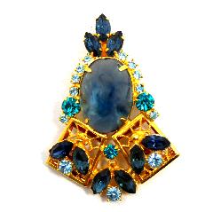 Blue Oval Pin Pendant