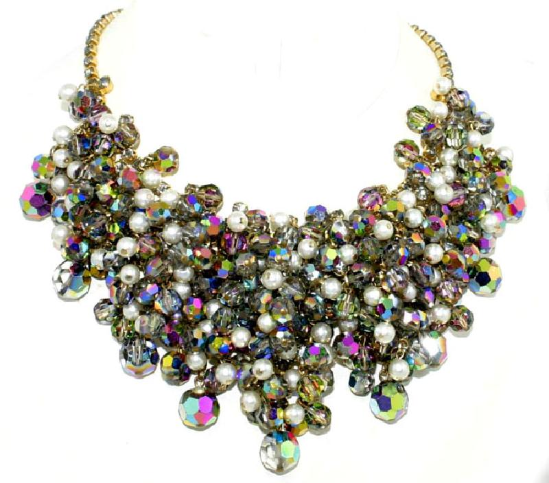 Front view of Gray (black Diamond) Chatons Only Necklace