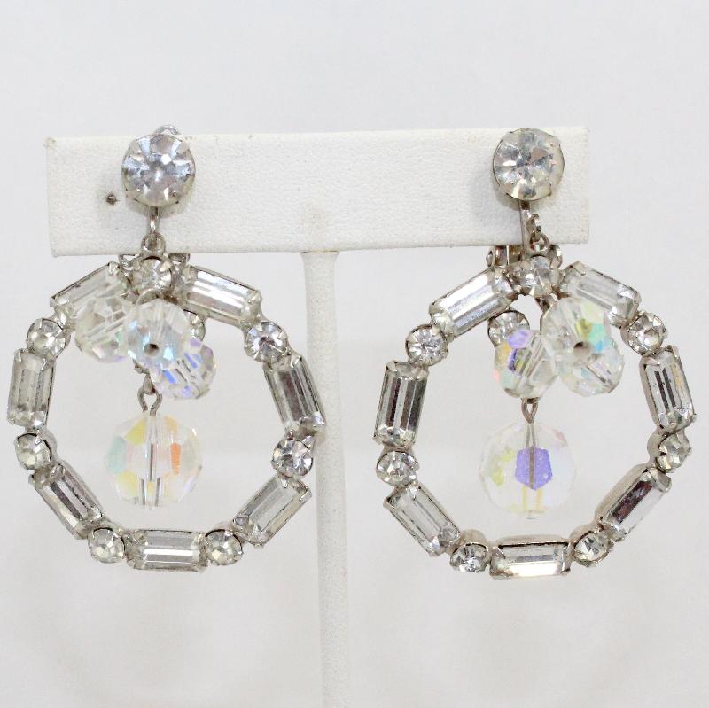 Front view of Clear Baguettes Earrings Clip