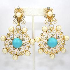 Blue Cabochons Pearl Earrings Clip
