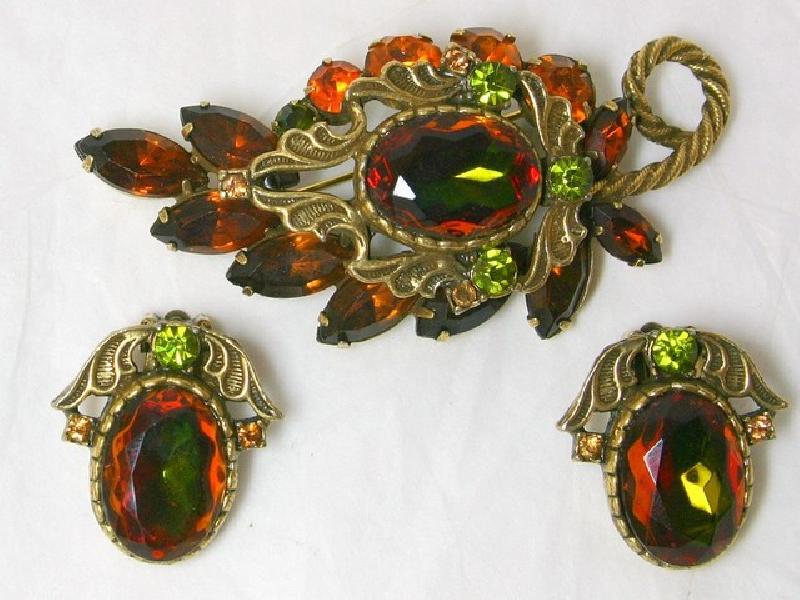 Front view of Fall Oval Multi-Color/Shaded Brooch