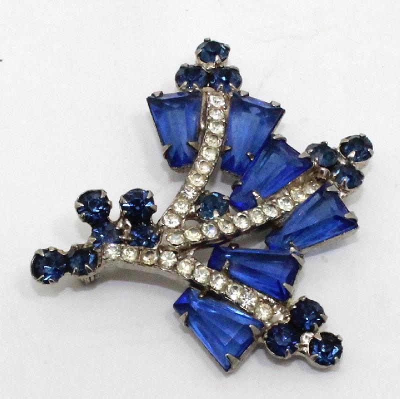 Front view of Blue Keystones Brooch