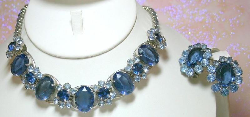 Front view of Blue Oval Necklace