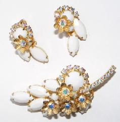 White (chalk Or Milk) Navettes Earrings Clip