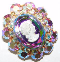 AB Oval Pin Pendant