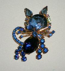 Blue Oval Multi-Color/Shaded Brooch