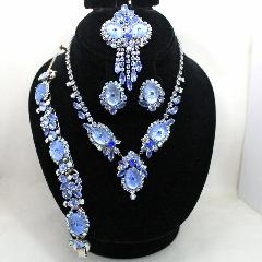 Blue Pillowcase Molded/Cut Bracelet 5 Link