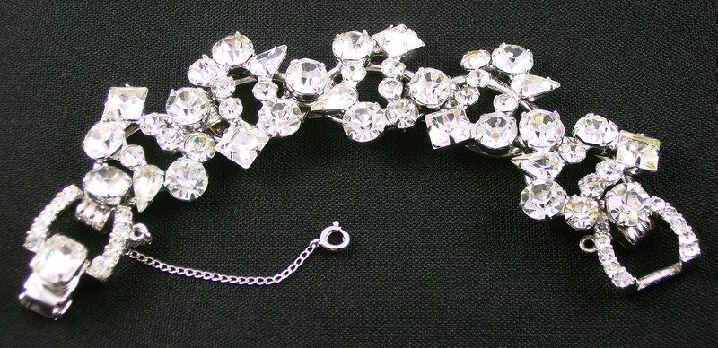 Front view of Clear Square Bracelet 5 Link