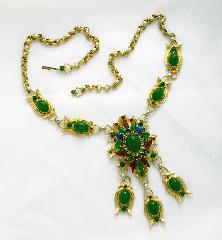 Green Cabochons Necklace