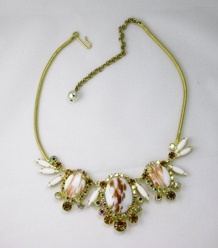 Front view of White (chalk Or Milk) Cabochons Striped Necklace