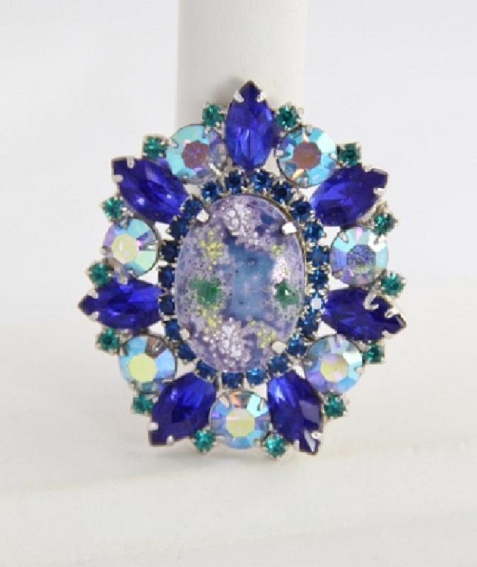Front view of Blue Cabochons Painted (hand/Transfer) Pin Pendant