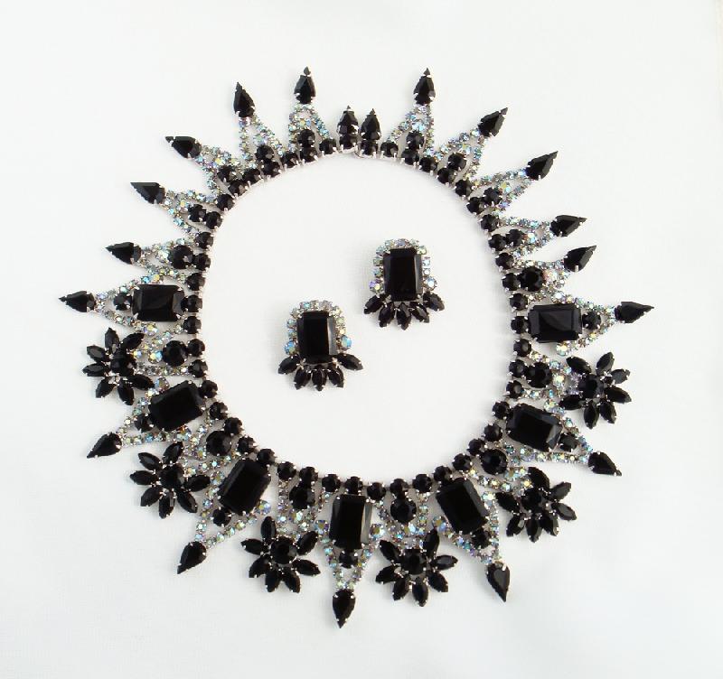 Front view of Black (jet) Emerald Cut Necklace