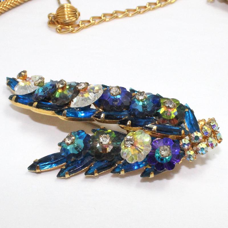 Front view of Blue Navettes Rivoli/Margarita Brooch