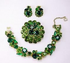 Green Navettes Earrings Clip