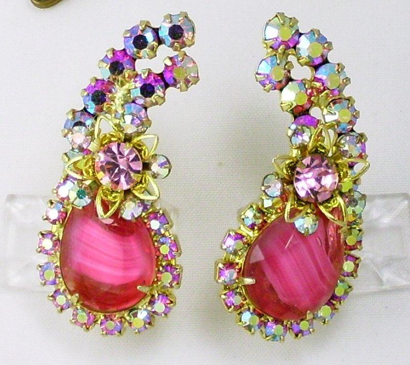 Front view of Pink Pear Givre Earrings Clip