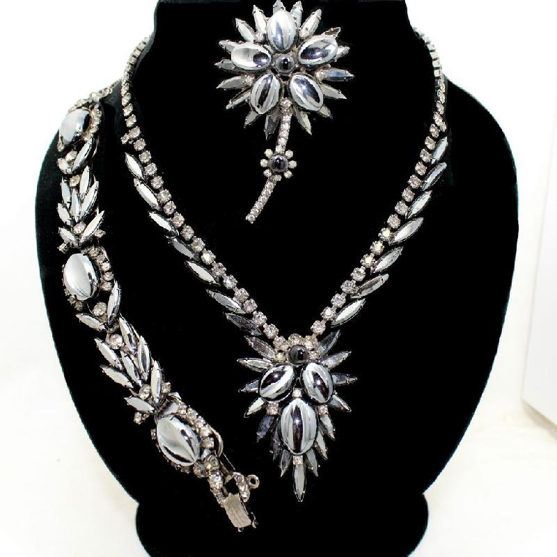 Front view of Hematite Scooped Brooch
