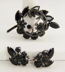 Black (jet) Navettes Earrings Clip