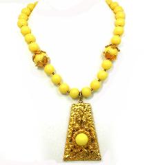 Yellow Cabochons Plastic Necklace