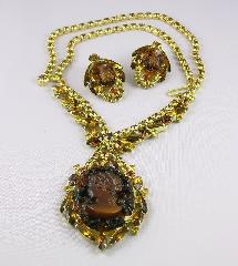 Topaz Navettes Necklace