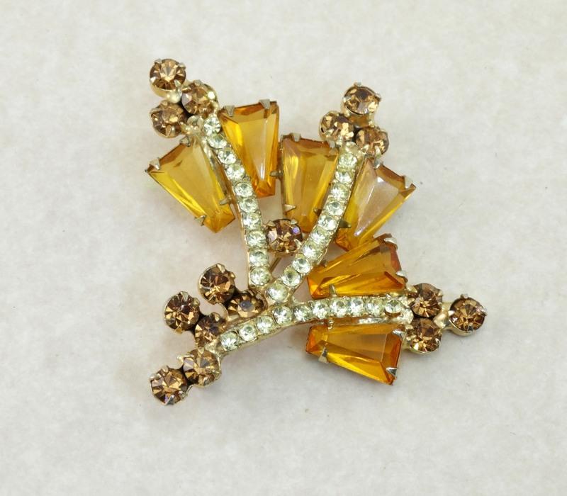 Front view of Topaz Keystones Brooch