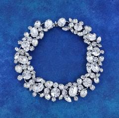 Clear Oval Necklace