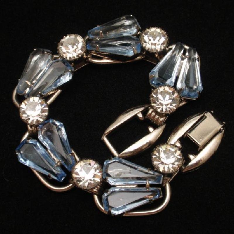 Front view of Blue Pentagon Bracelet 5 Link