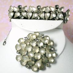 Clear Pear Frosted Brooch