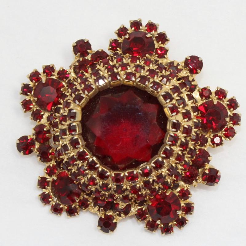 Front view of Red Dentelle Brooch