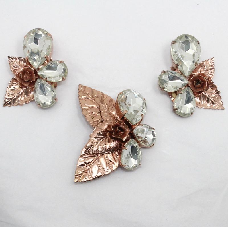 Front view of Clear Pear Brooch