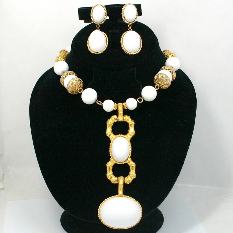 Front view of White (chalk Or Milk) Cabochons Earrings Clip