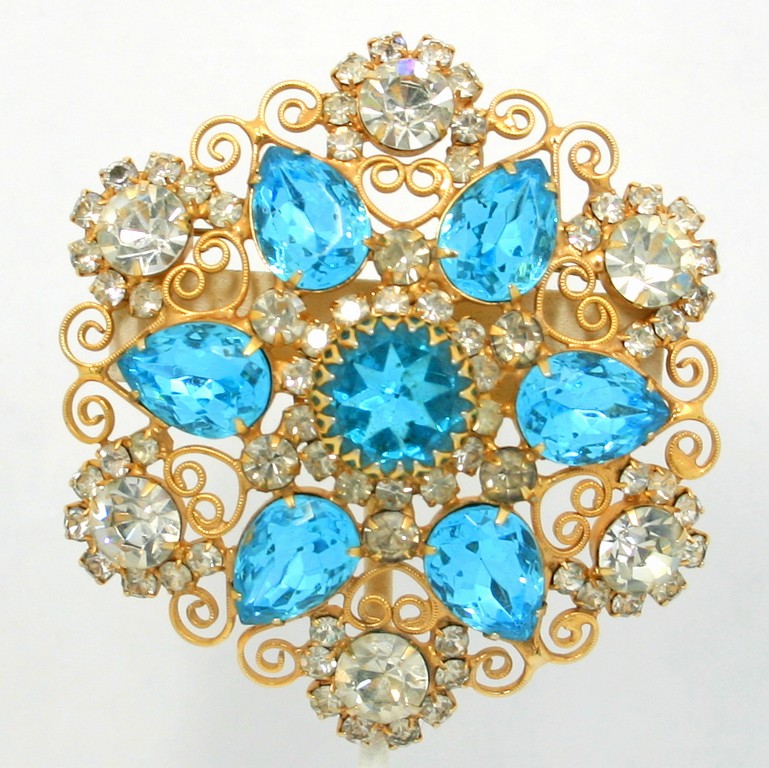 Front view of Blue Pear Brooch