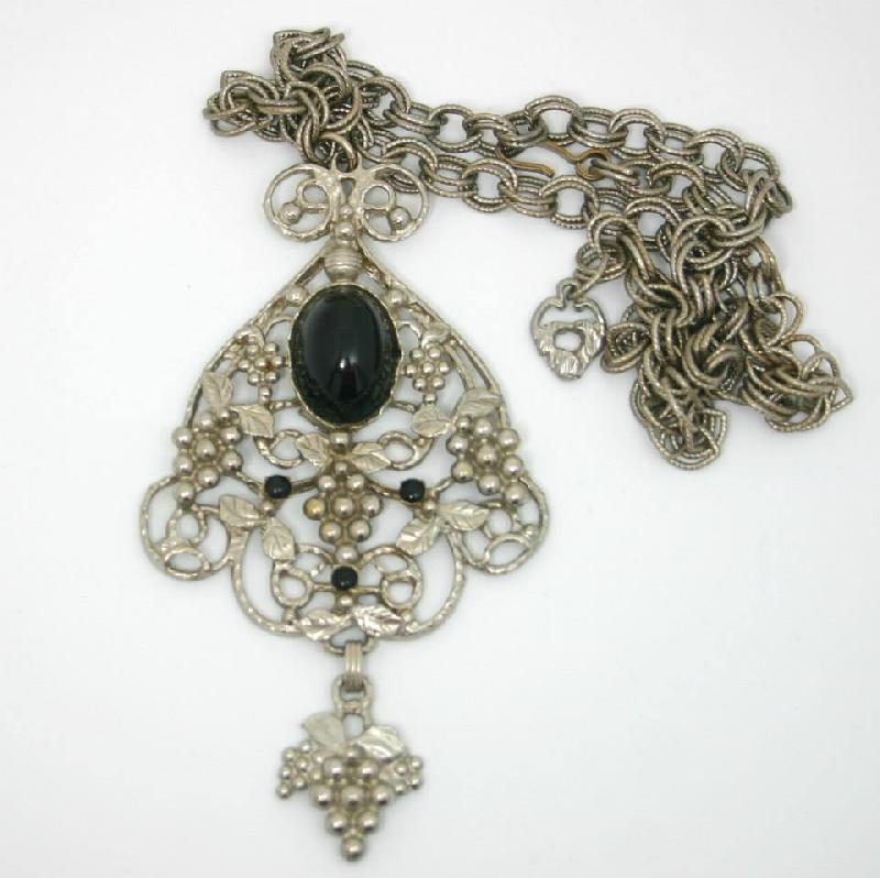 Front view of Black (jet) Cabochons Plastic Pendant
