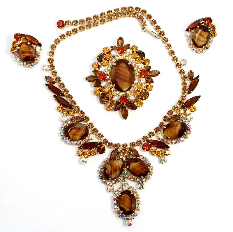Front view of Topaz Oval Givre Necklace