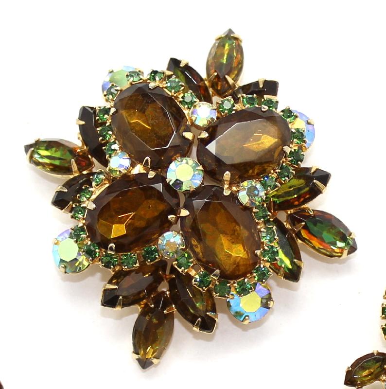 Front view of Topaz Oval Multi-Color/Shaded Brooch