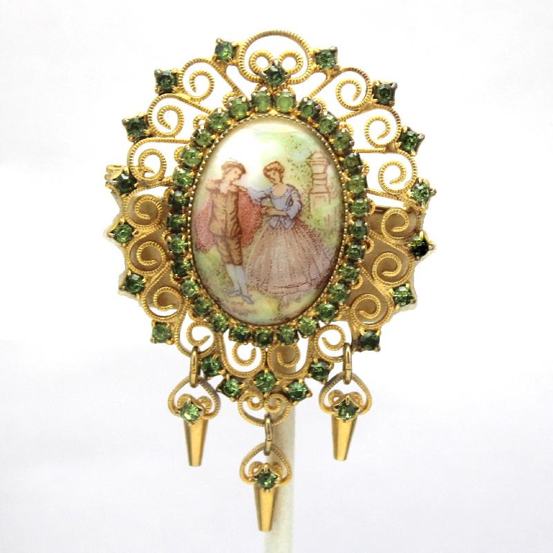 Front view of Green Dentelle Painted (hand/Transfer) Brooch