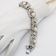 Clear Chatons Only Pearl Bracelet 5 Link