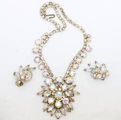 Clear Navettes Necklace
