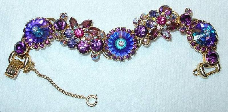 Front view of Purple (cardinal) Navettes Rivoli/Margarita Bracelet 5 Link
