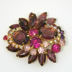 Purple (cardinal) Oval Brooch