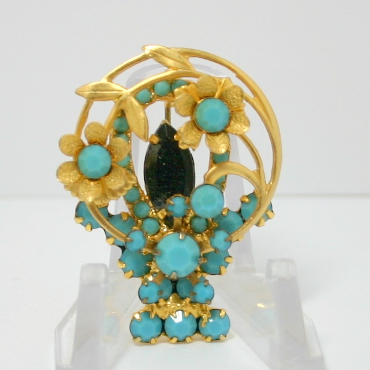 Front view of Turquoise Navettes Brooch