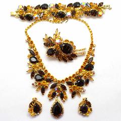 Topaz Pear Striped Necklace