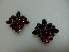 Red Cabochons Earrings Clip