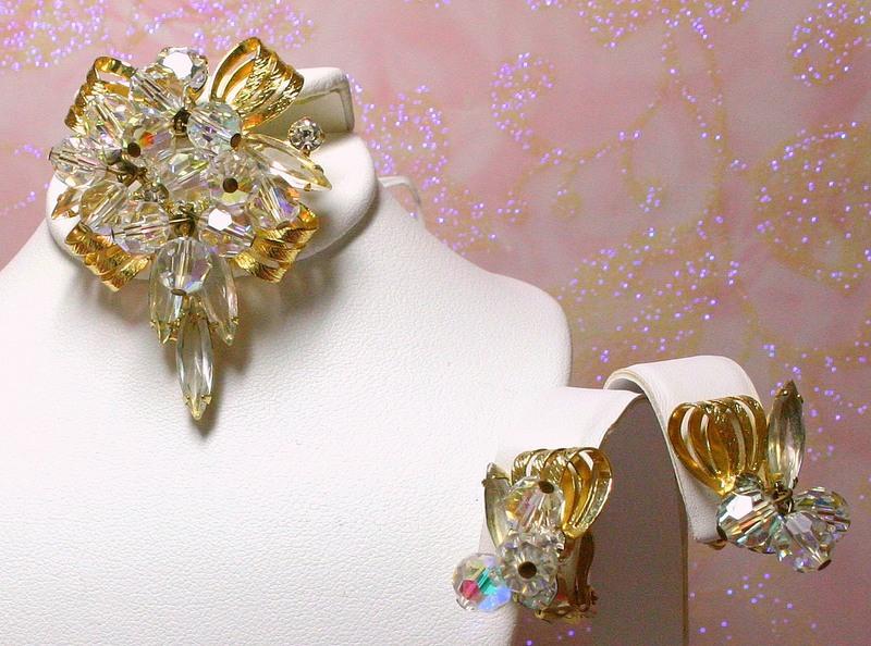 Front view of Clear Navettes Earrings Clip