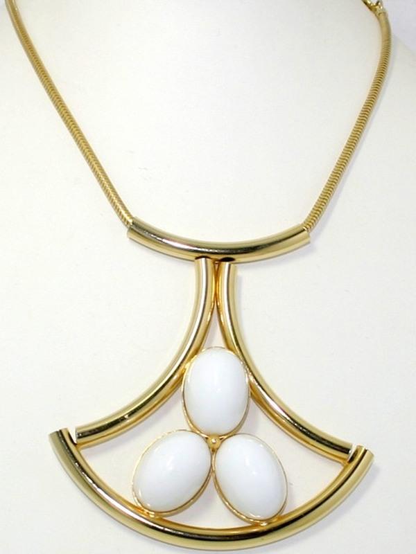 Front view of White (chalk Or Milk) Cabochons Plastic Pendant