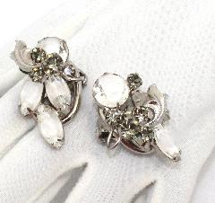 White (chalk Or Milk) Navettes Givre Earrings Clip