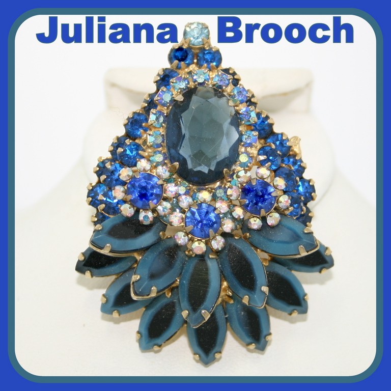 Front view of Blue Oval Multi-Color/Shaded Pin Pendant