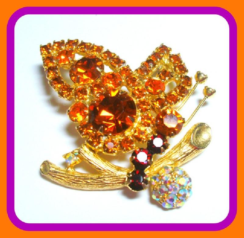 Front view of Topaz Chatons Only Brooch