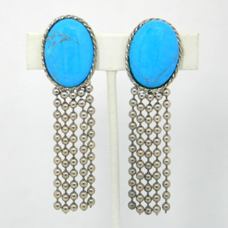 Front view of Turquoise Cabochons Earrings Clip