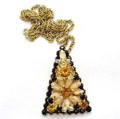 Black (jet) Cabochons Pin Pendant